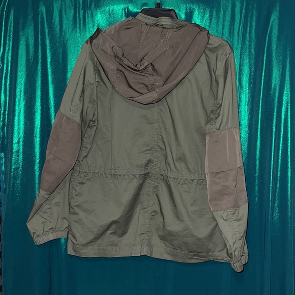Army green gap utility jacket size L. - Picture 4 of 4